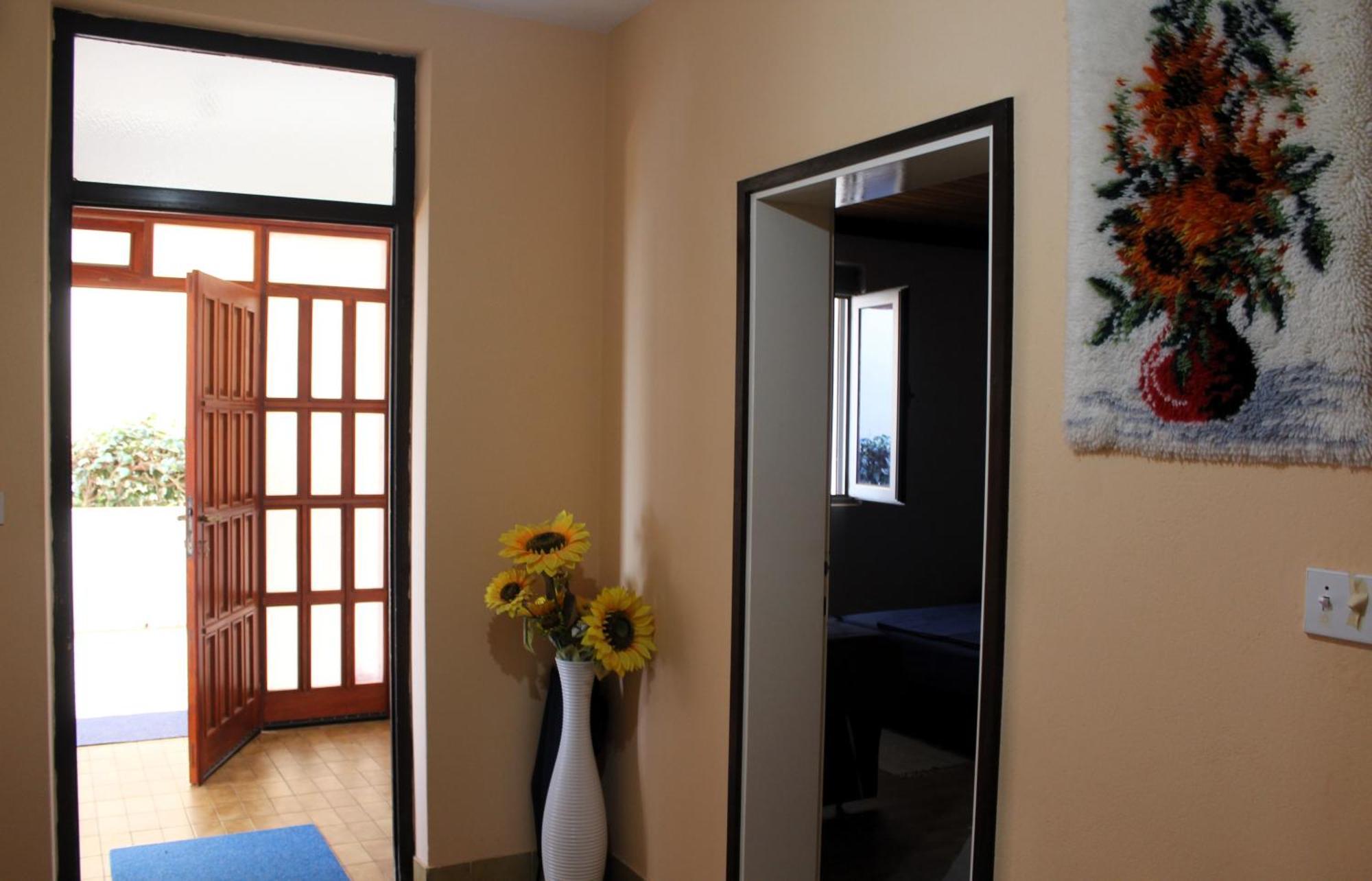 Apartments Olga Ulcinj Kültér fotó