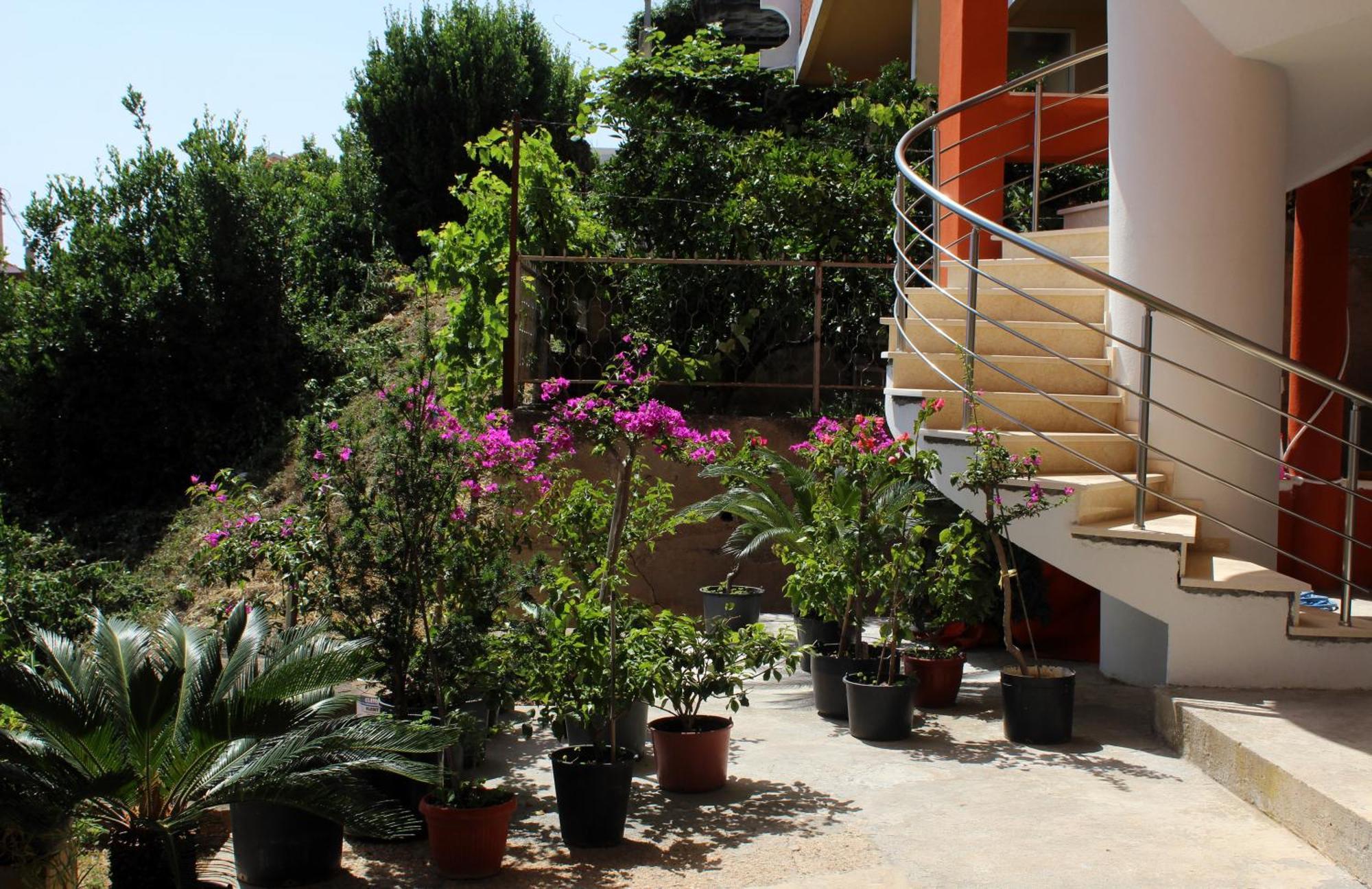 Apartments Olga Ulcinj Kültér fotó
